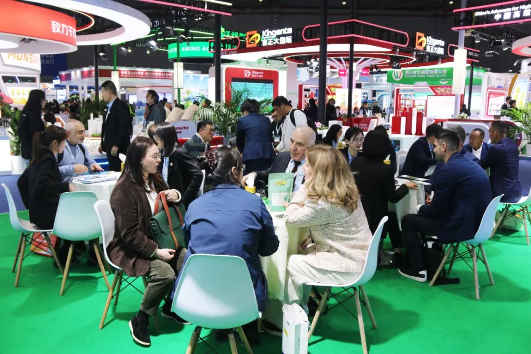 金牌赞助企业凯发k8生物全新亮相上海CAC国际农化展,以科技实力献礼25周年